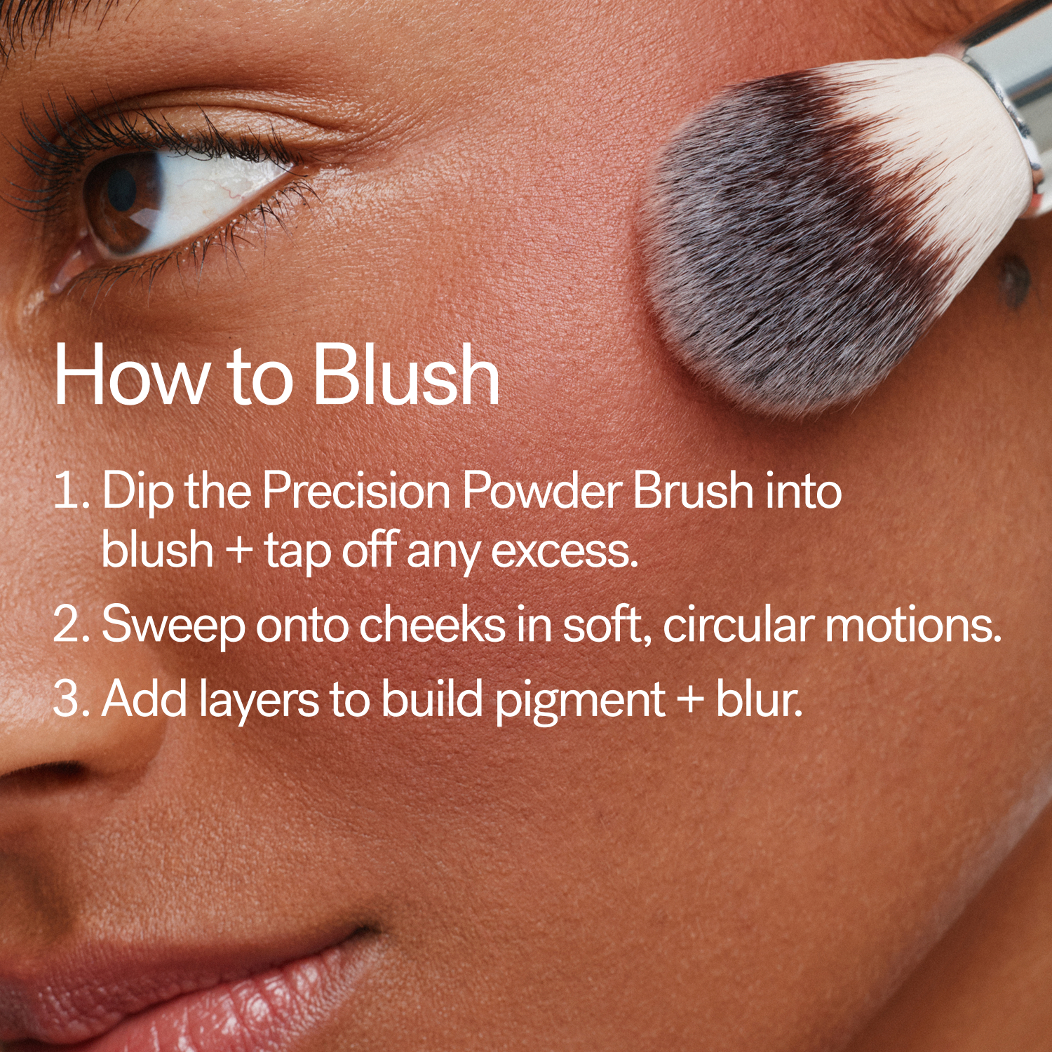 SOFT FOCUS BLURRING BLUSH (RUBOR EN POLVO)